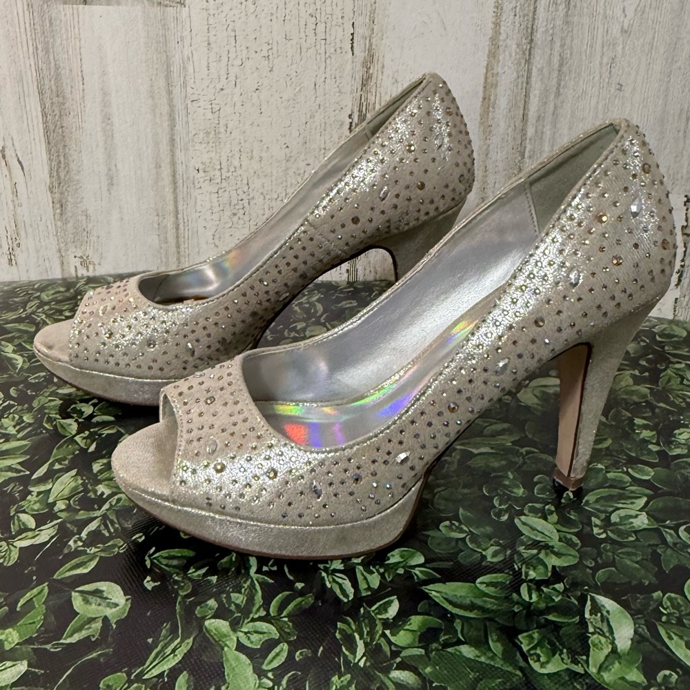 Heart in D!  Sparkling Silver Peep-Toe Heels
